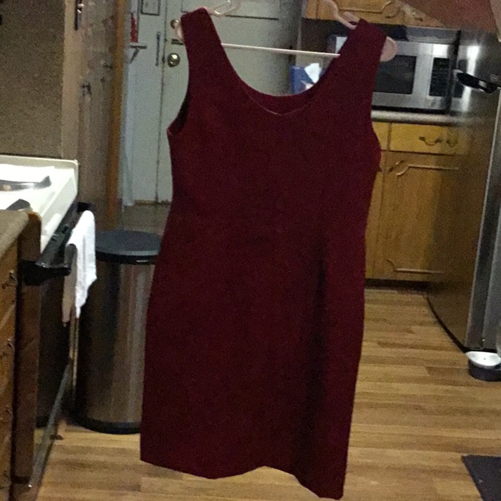 Dress - Picture 4 of 4